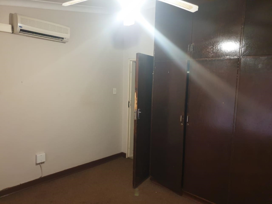 To Let 4 Bedroom Property for Rent in Kuruman Northern Cape